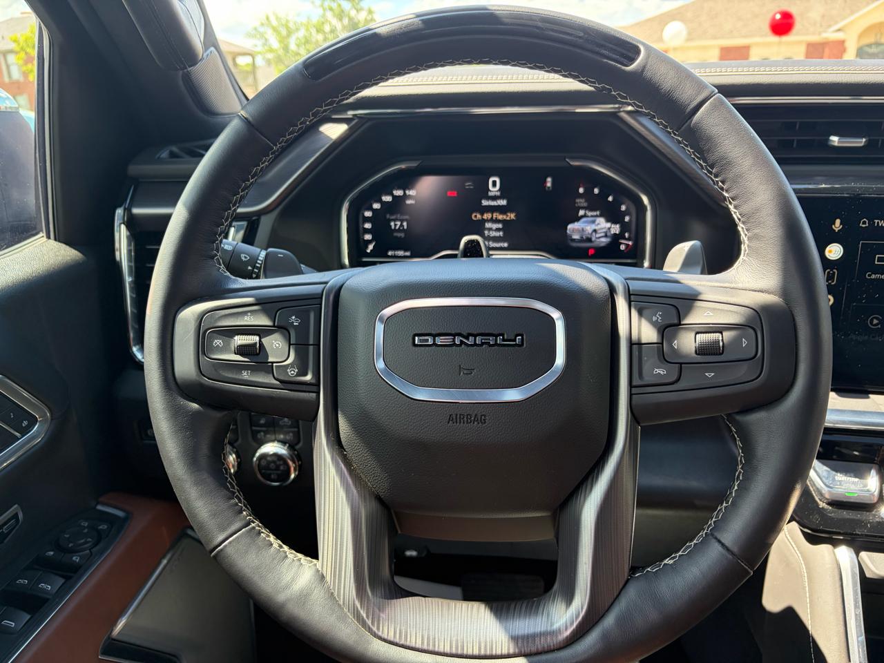 GMC Sierra 1500 Denali Ultimate Crew Cab 4WD 2025