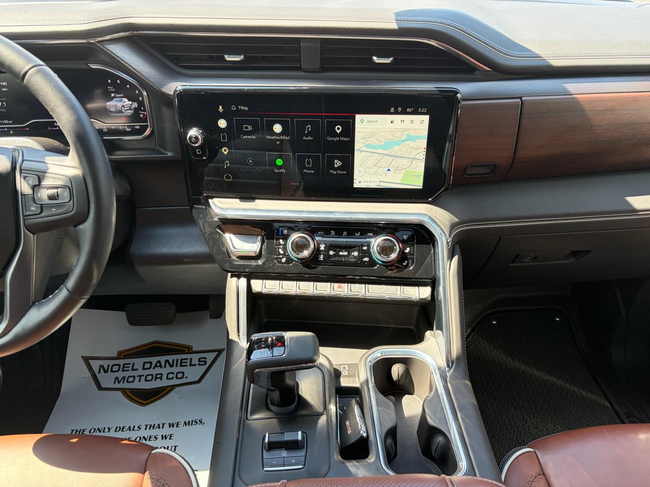 GMC Sierra 1500 Denali Ultimate Crew Cab 4WD 2025