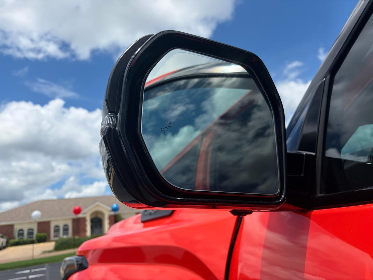 Toyota Tundra TRD PRO CrewMax 4WD Hybrid 2023