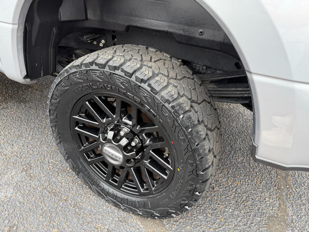 Ford F-250 SD Lariat Crew Cab 4WD 2020