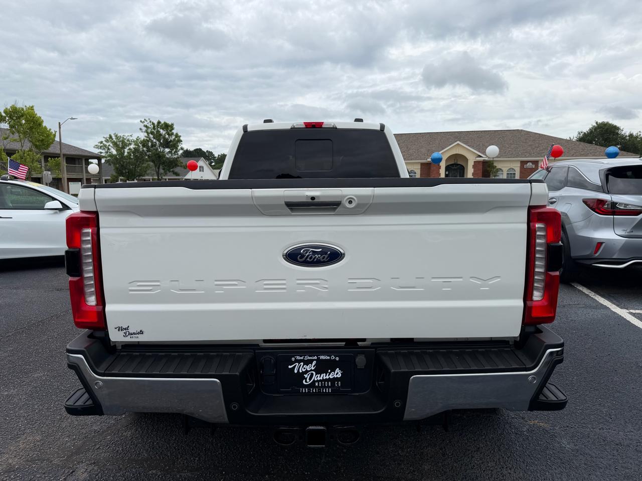 Ford F-350 SD Lariat Crew Cab SWB DRW 4WD 2024