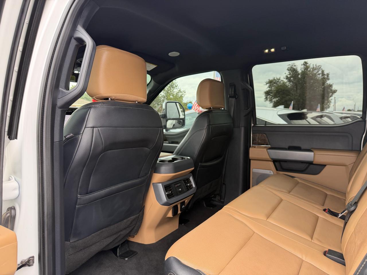 Ford F-350 SD Lariat Crew Cab SWB DRW 4WD 2024