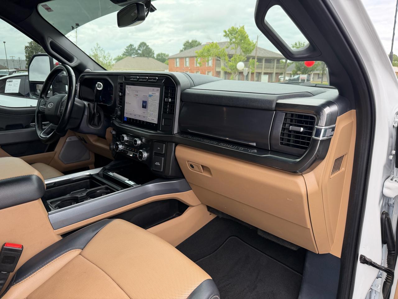 Ford F-350 SD Lariat Crew Cab SWB DRW 4WD 2024