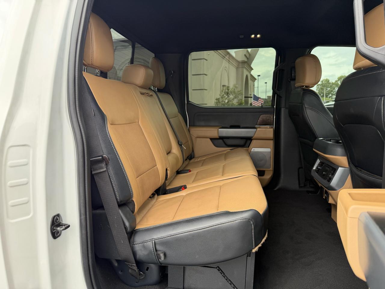Ford F-350 SD Lariat Crew Cab SWB DRW 4WD 2024