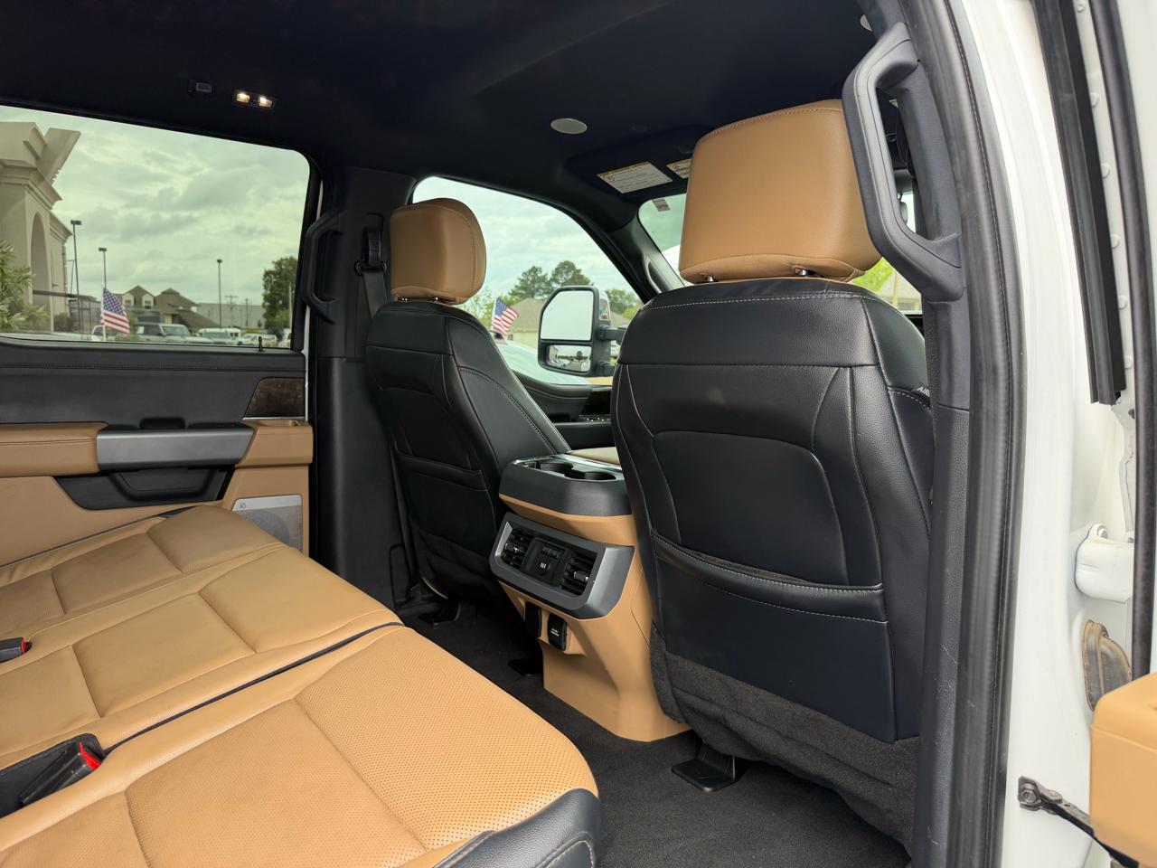 Ford F-350 SD Lariat Crew Cab SWB DRW 4WD 2024