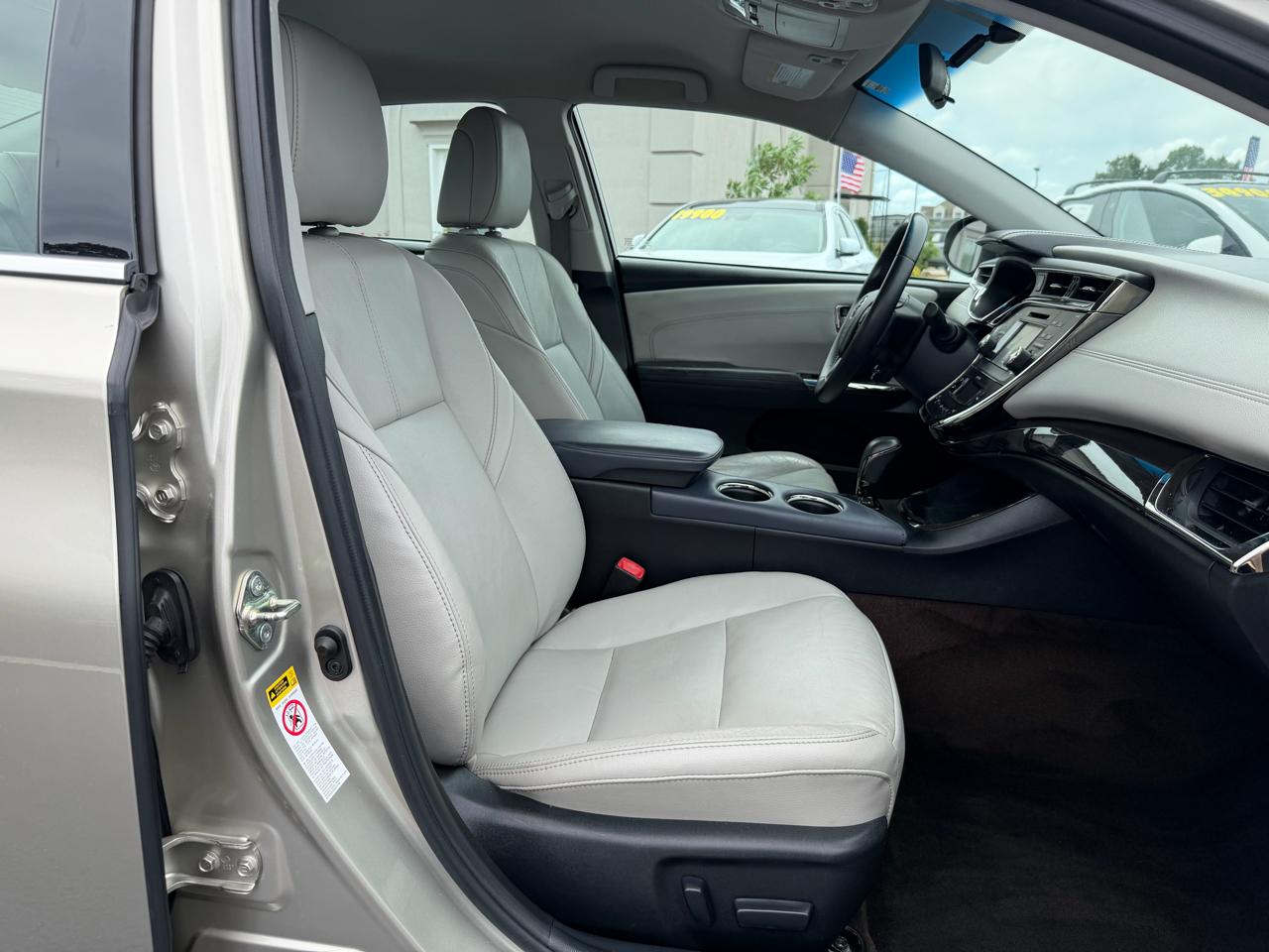 Toyota Avalon XLE 2014