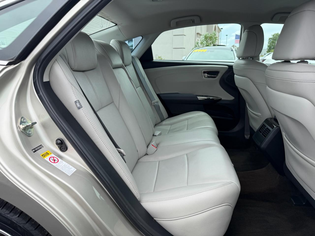 Toyota Avalon XLE 2014