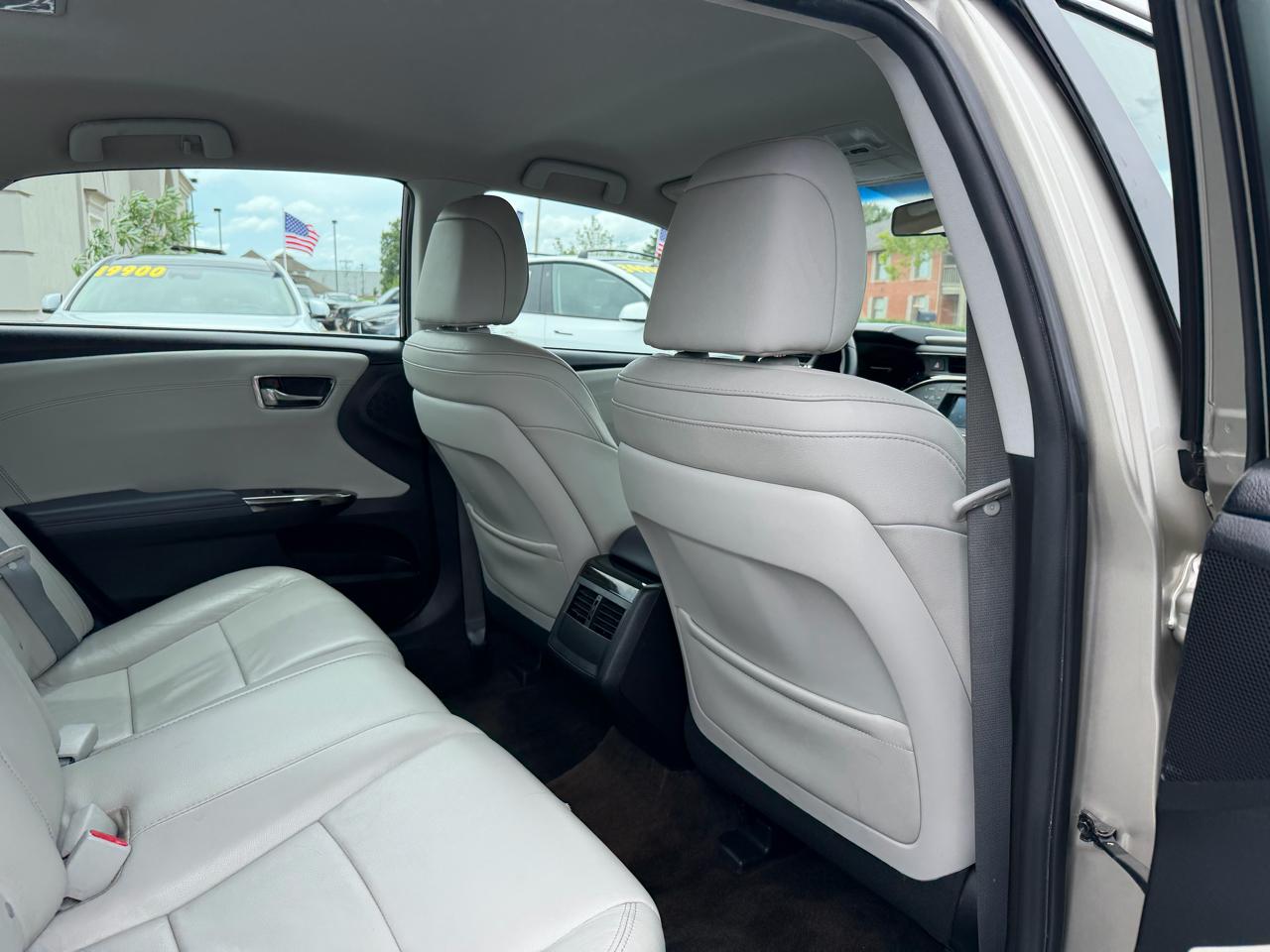 Toyota Avalon XLE 2014