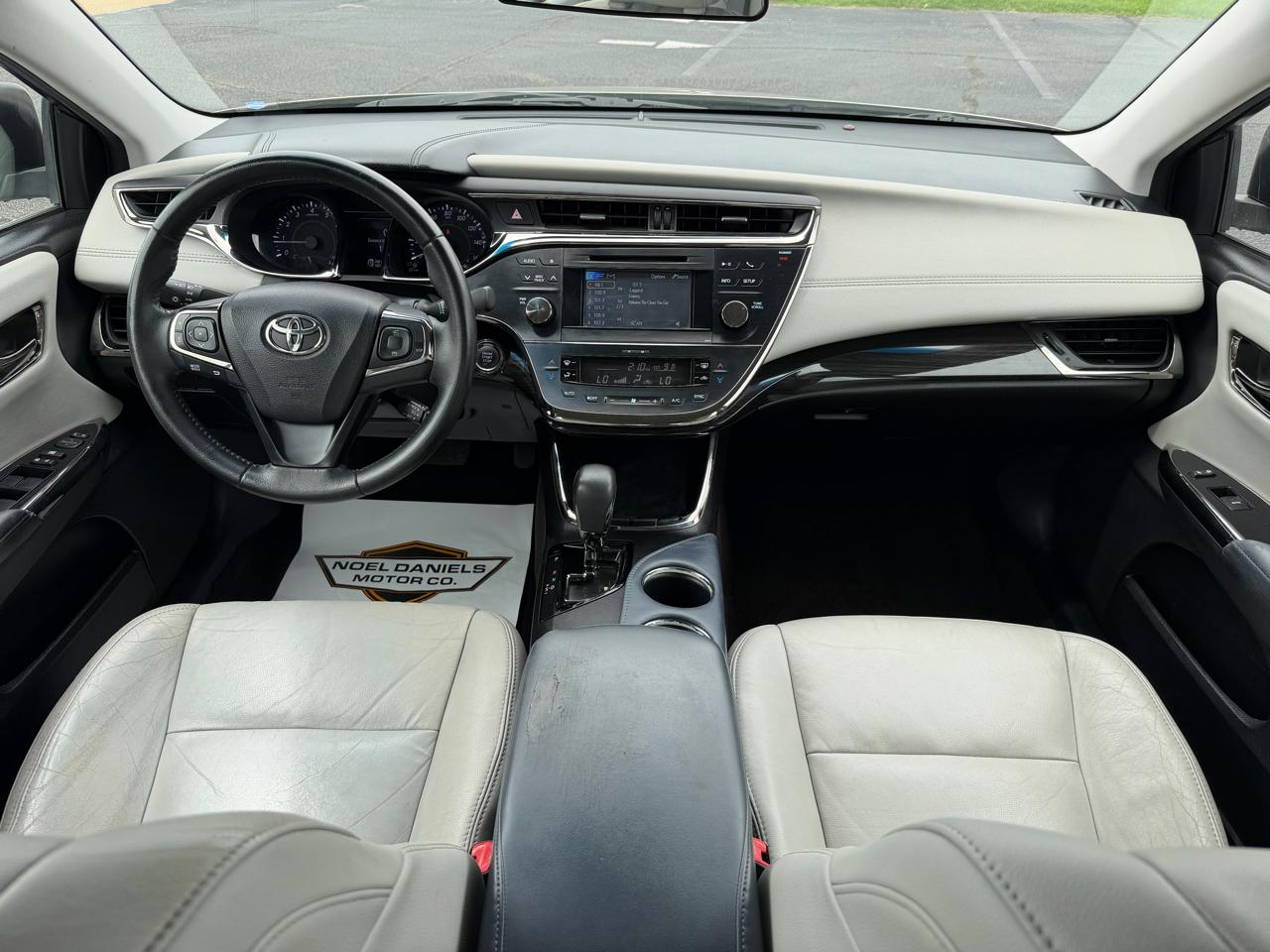 Toyota Avalon XLE 2014
