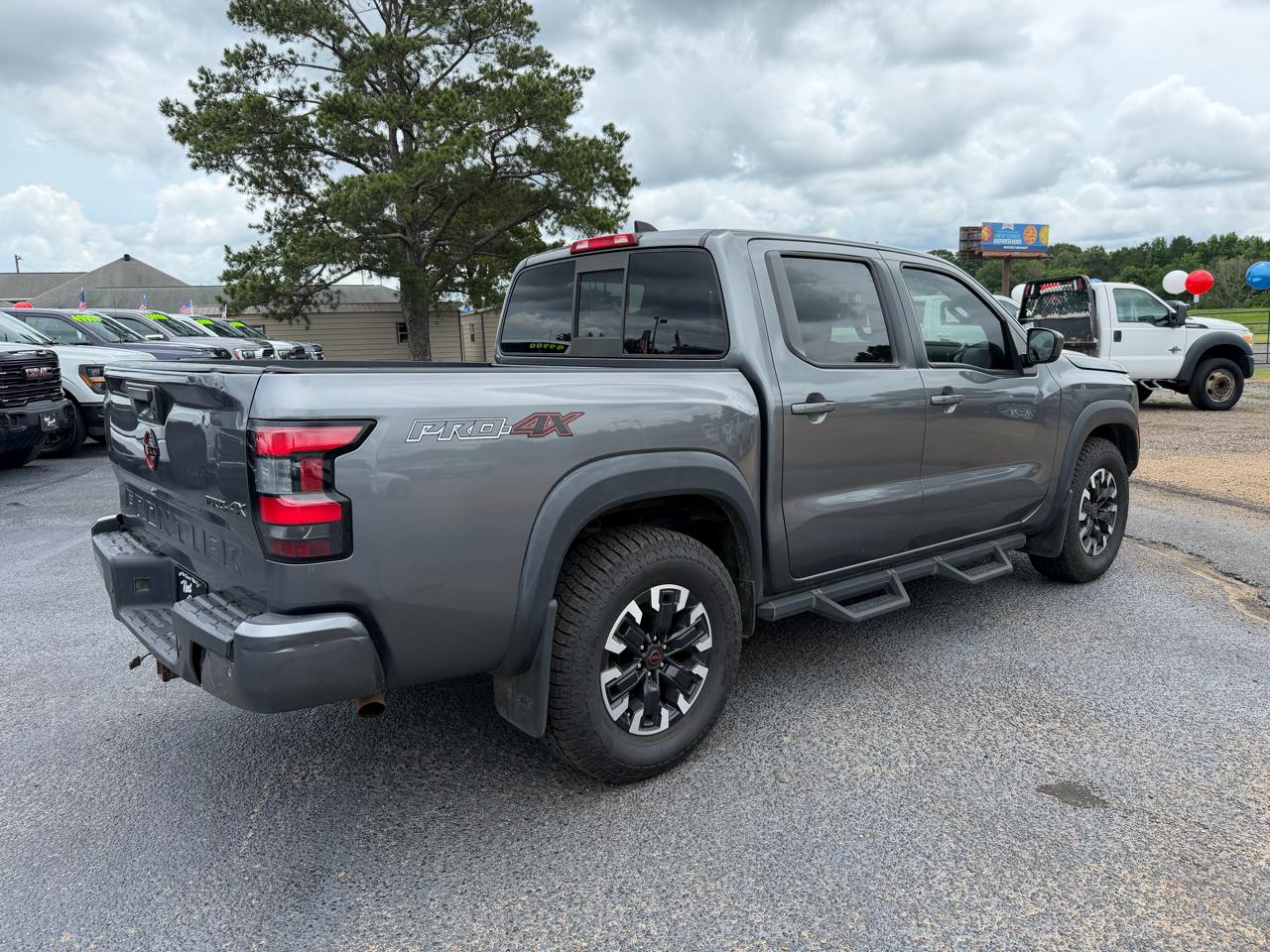 Nissan Frontier PRO-4X Crew Cab 4WD 2022