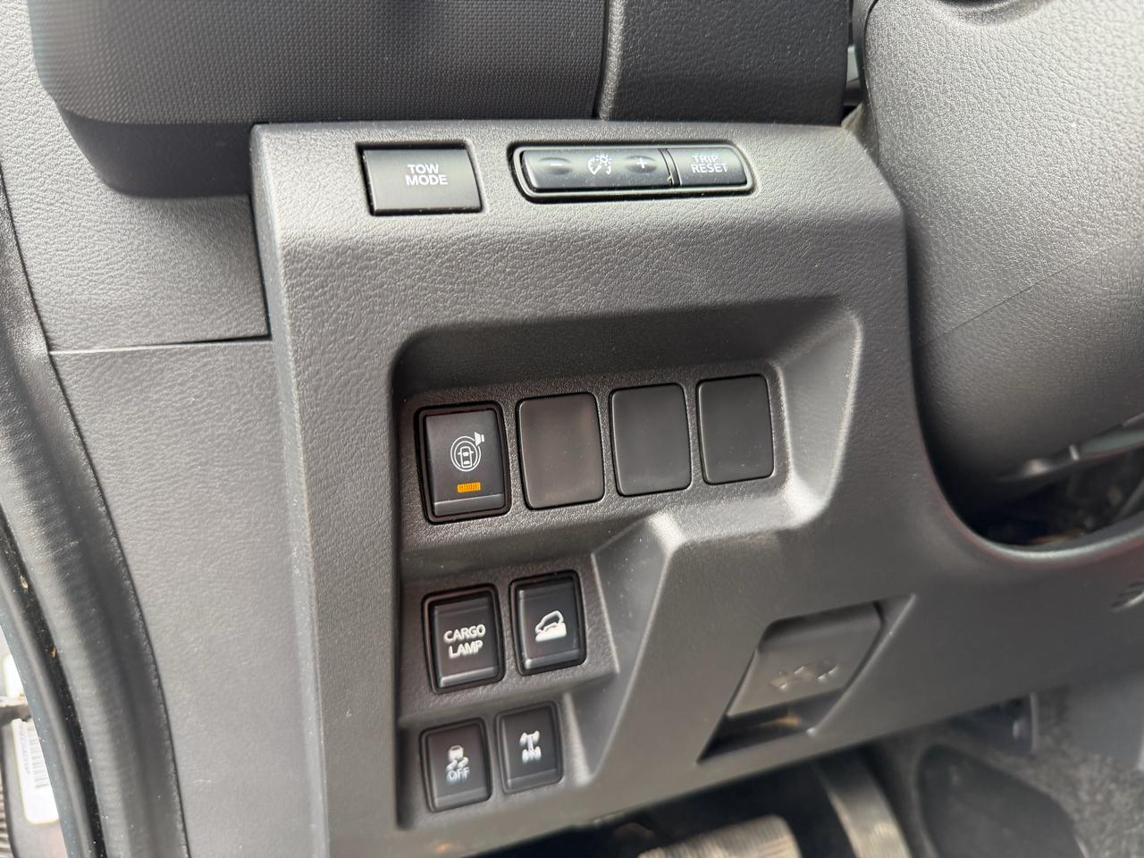 Nissan Frontier PRO-4X Crew Cab 4WD 2022