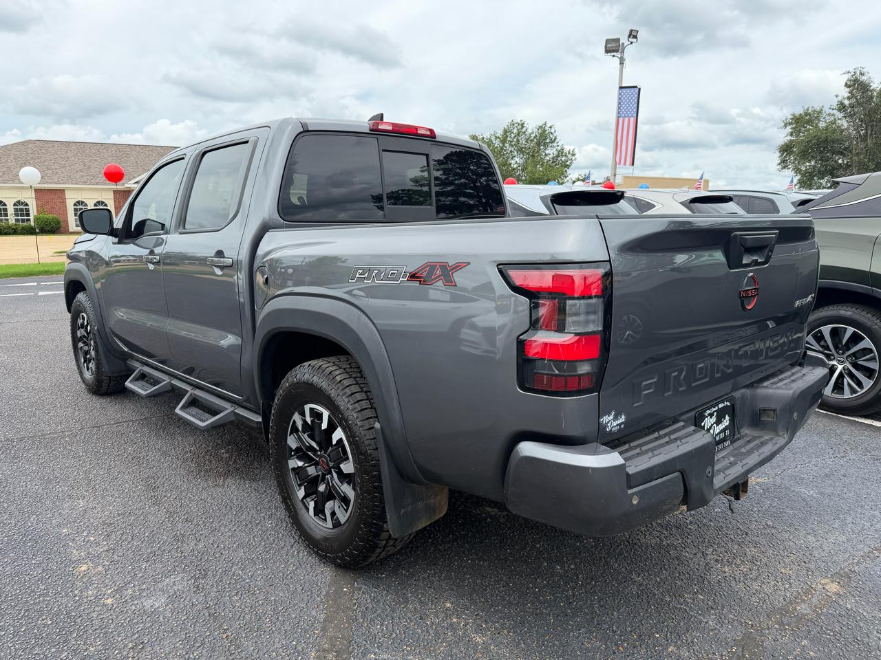Nissan Frontier PRO-4X Crew Cab 4WD 2022