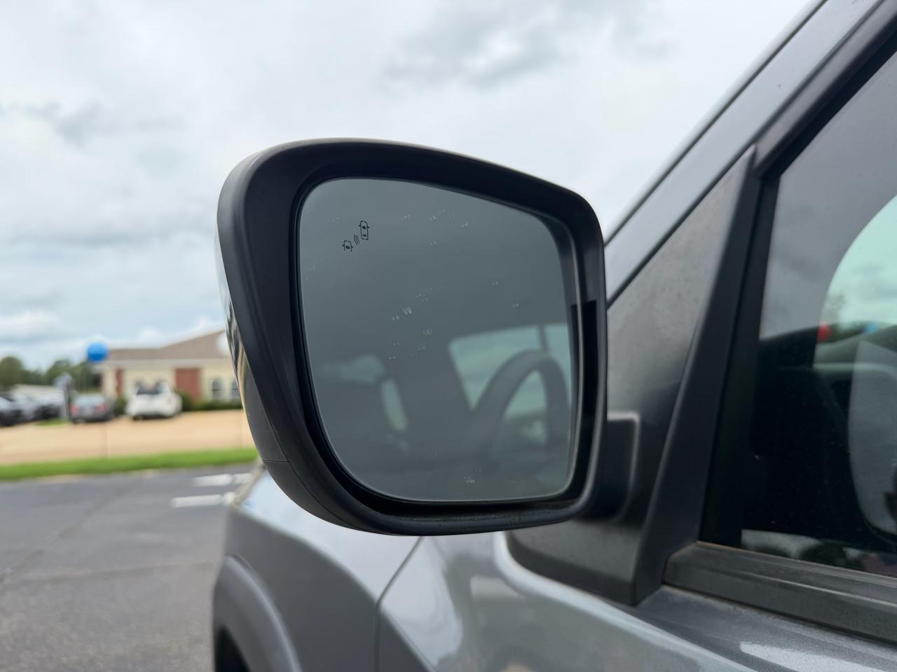 Nissan Frontier PRO-4X Crew Cab 4WD 2022