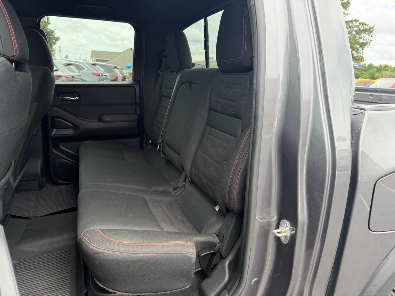 Nissan Frontier PRO-4X Crew Cab 4WD 2022