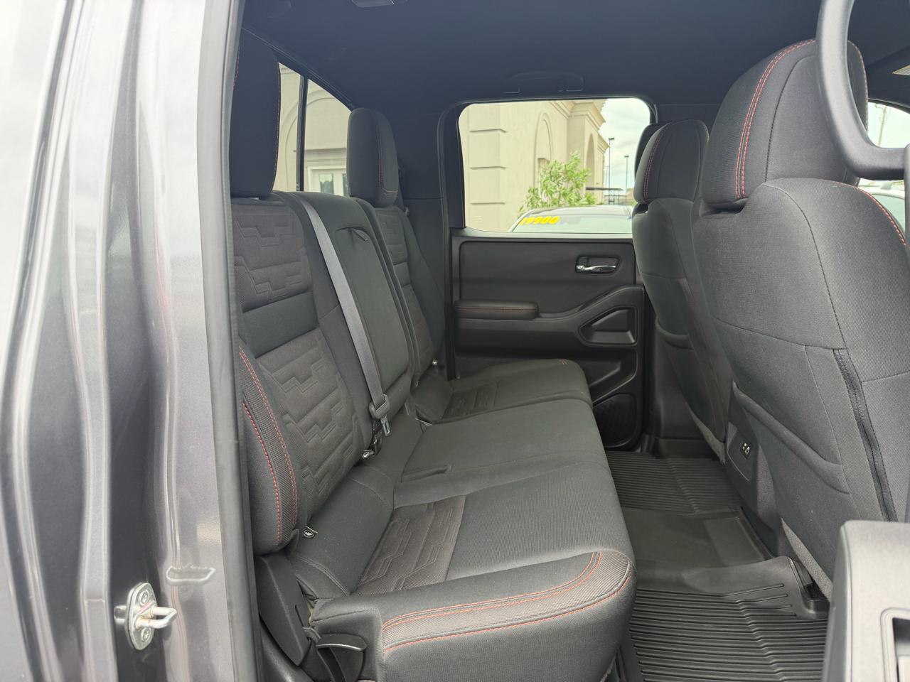 Nissan Frontier PRO-4X Crew Cab 4WD 2022