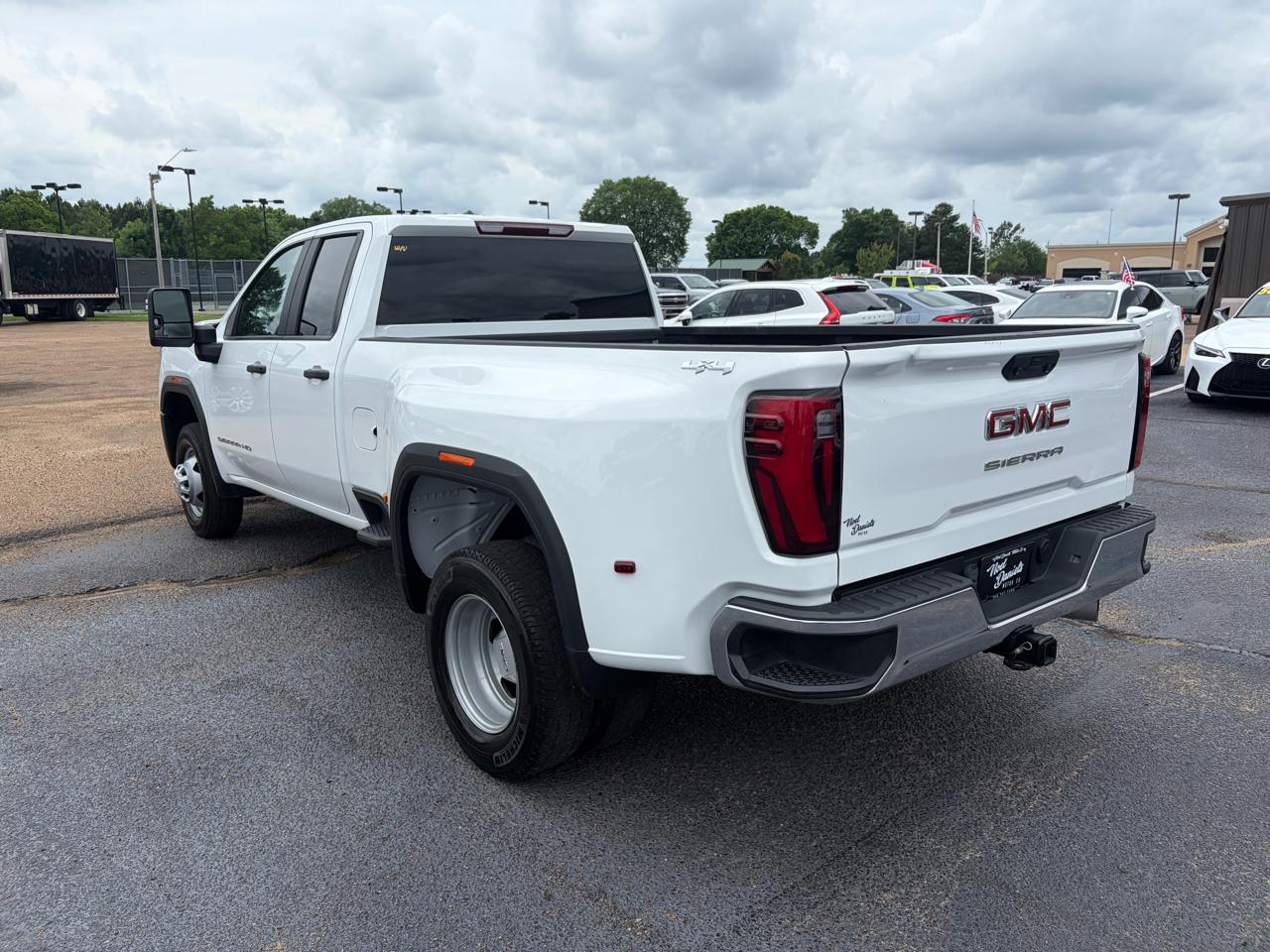 GMC Sierra 3500HD  2024