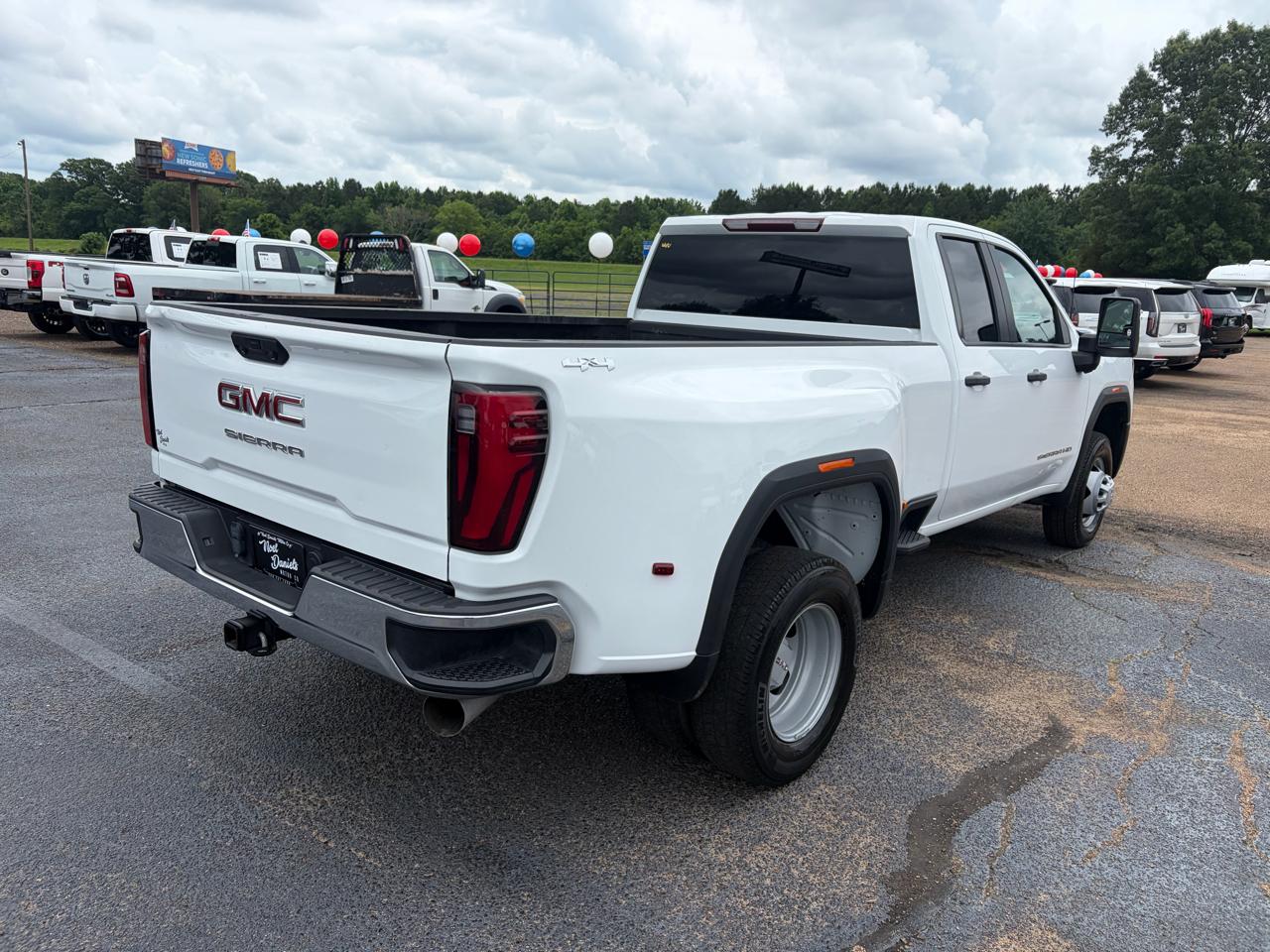 GMC Sierra 3500HD  2024