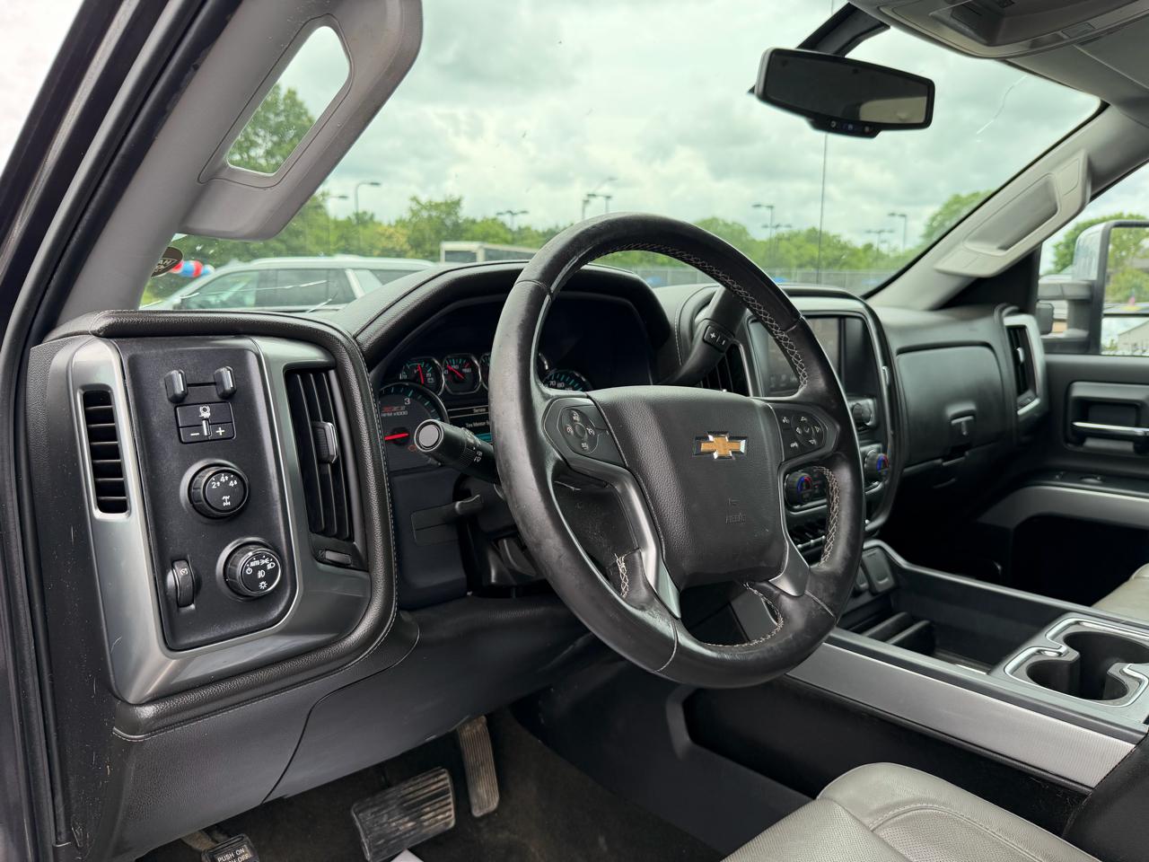 Chevrolet Silverado 2500HD LTZ Crew Cab 4WD 2016