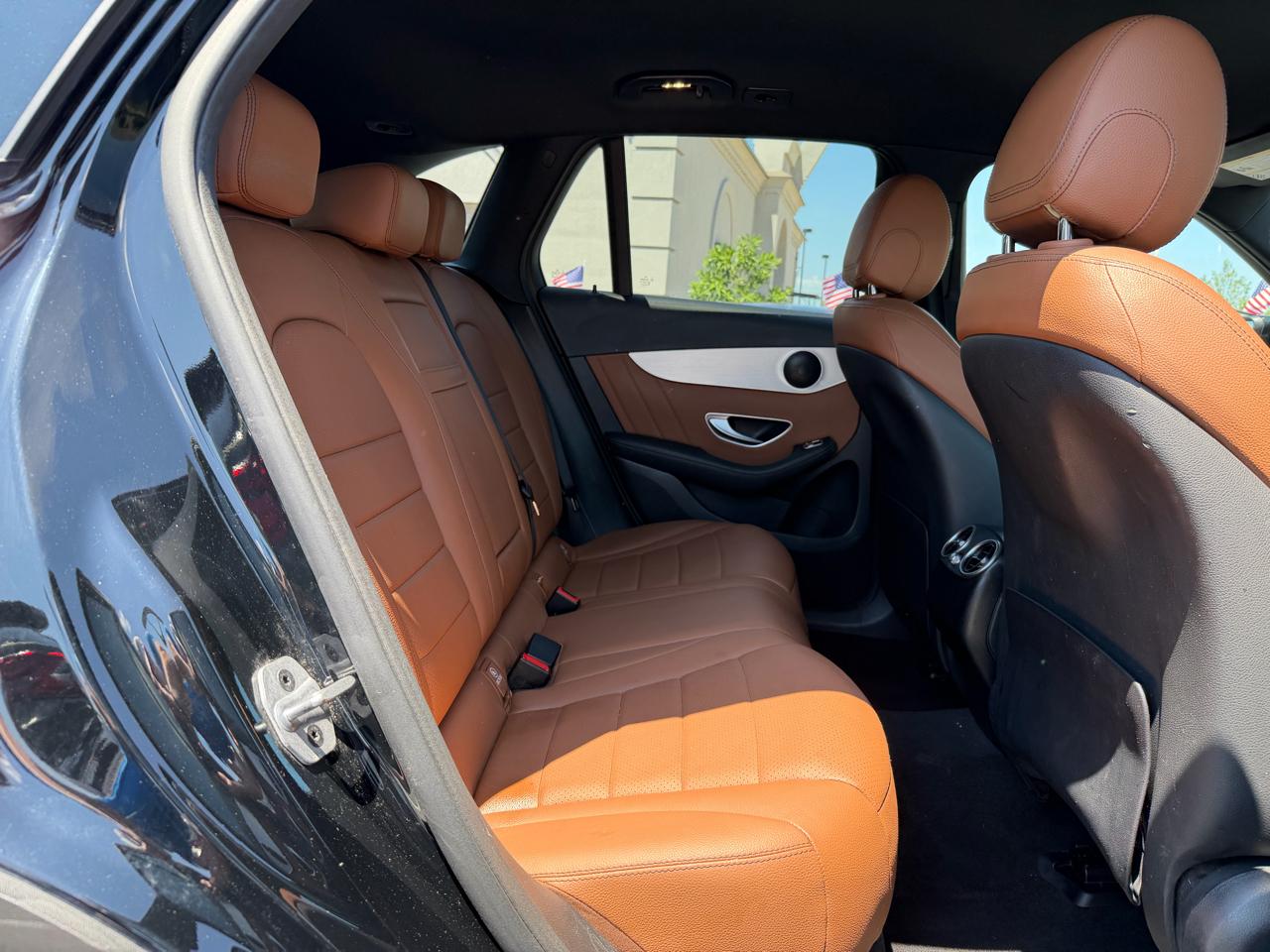 Mercedes-Benz GLC-Class GLC300 2022