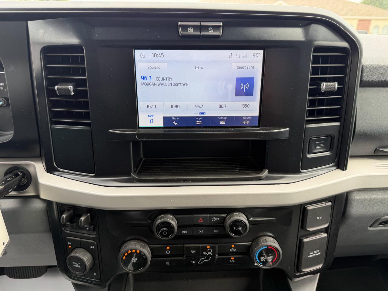 Ford F-250 SD XLT Crew Cab 4WD 2025