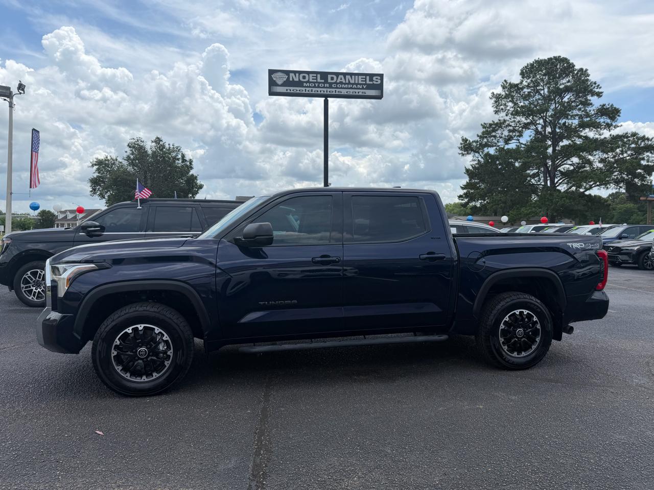 2023 Toyota Tundra SR5 CrewMax 4WD