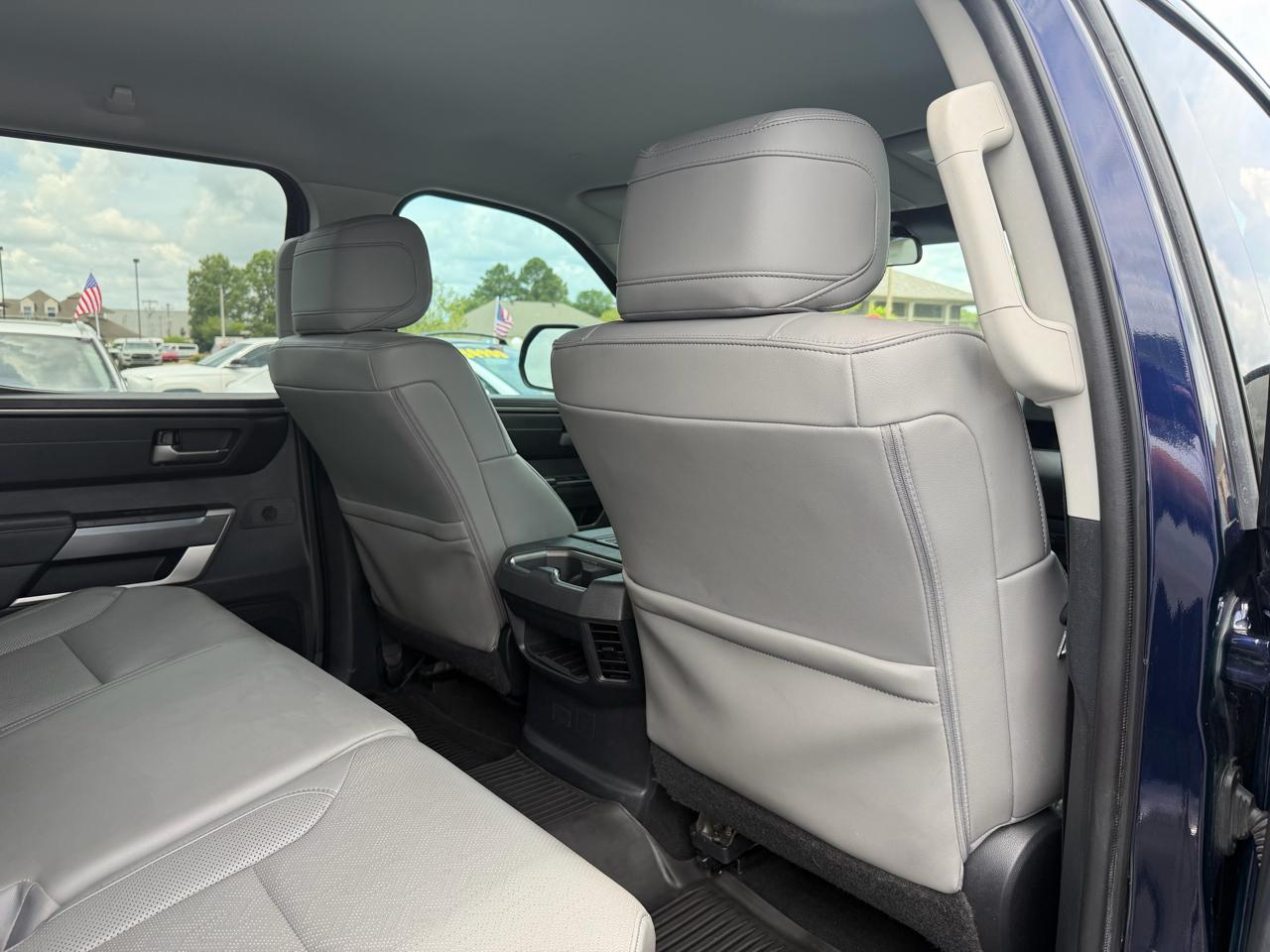 Toyota Tundra SR5 CrewMax 4WD 2023