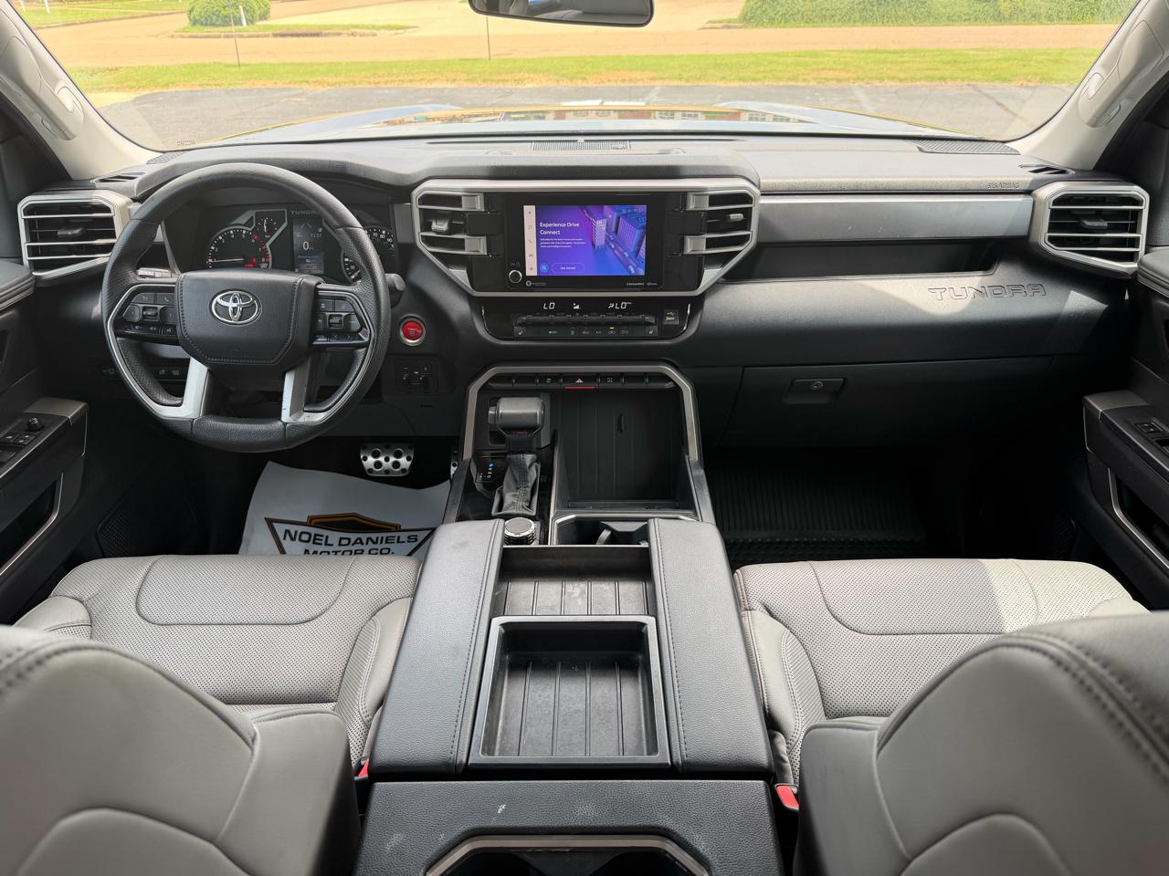 Toyota Tundra SR5 CrewMax 4WD 2023