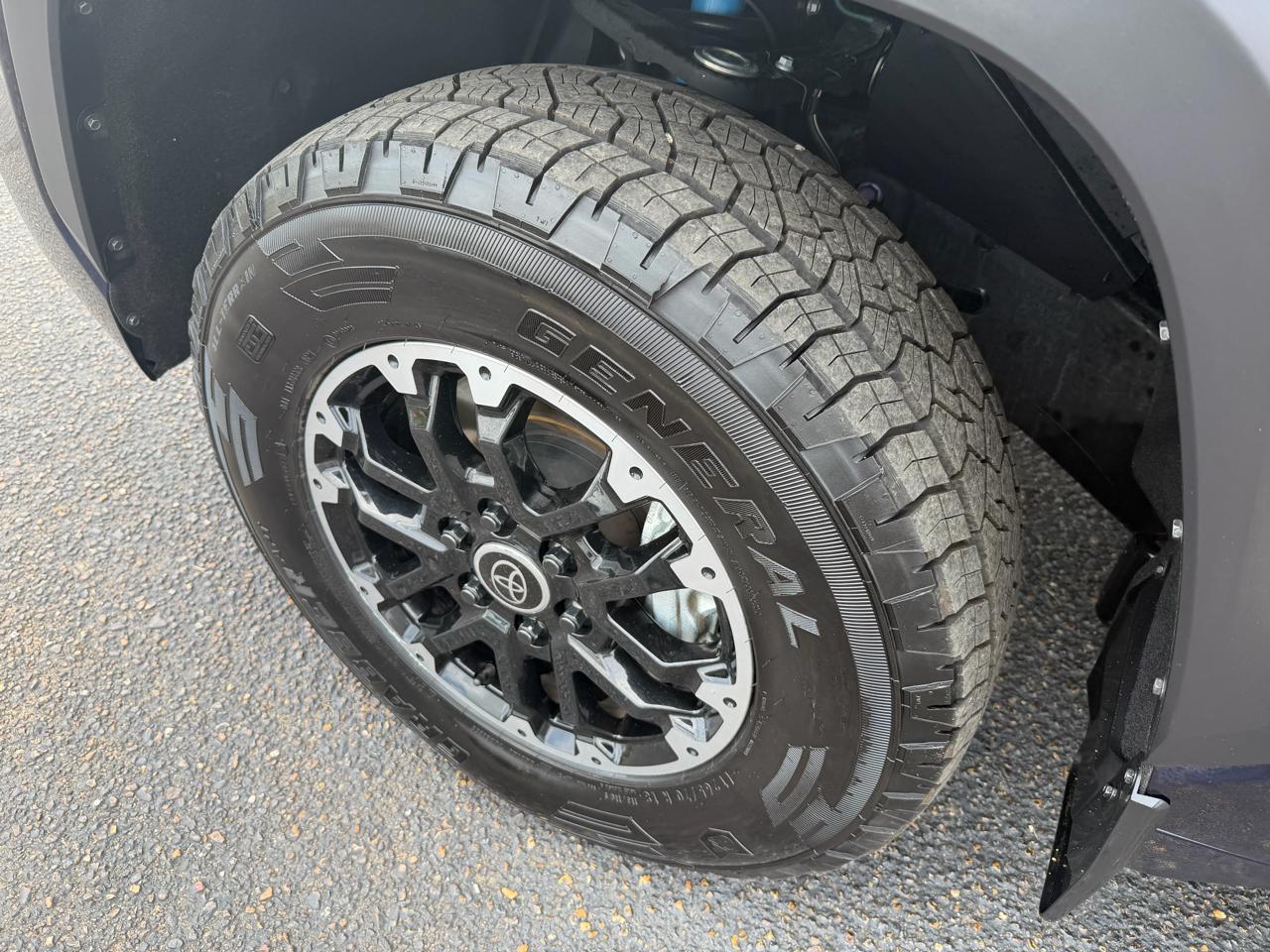 Toyota Tundra SR5 CrewMax 4WD 2023