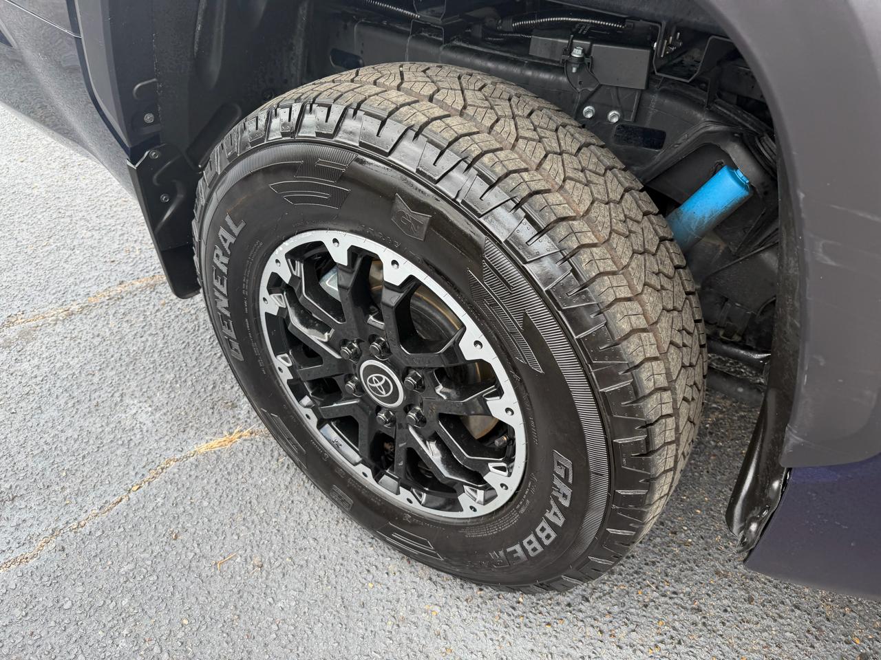 Toyota Tundra SR5 CrewMax 4WD 2023