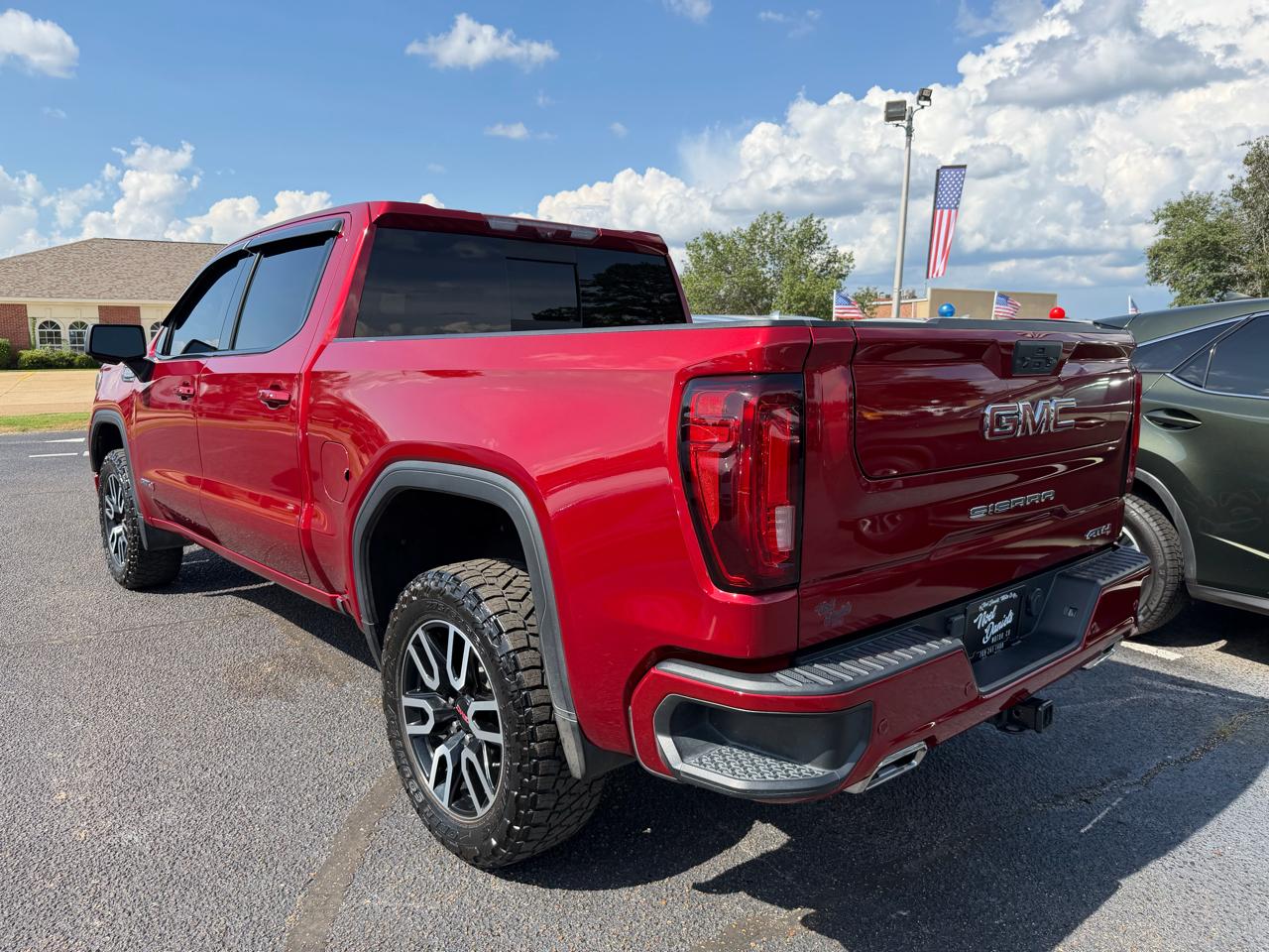 GMC Sierra 1500 Limited AT4 Crew Cab Long Box 4WD 2022