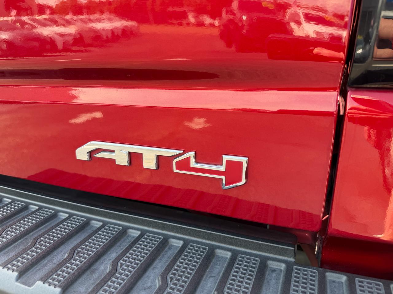 GMC Sierra 1500 Limited AT4 Crew Cab Long Box 4WD 2022