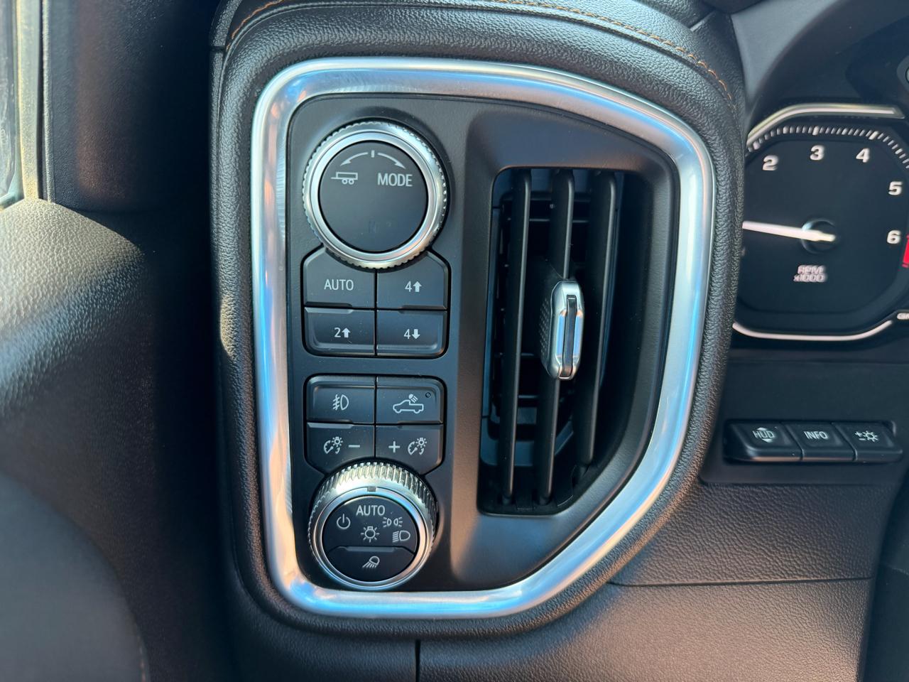 GMC Sierra 1500 Limited AT4 Crew Cab Long Box 4WD 2022