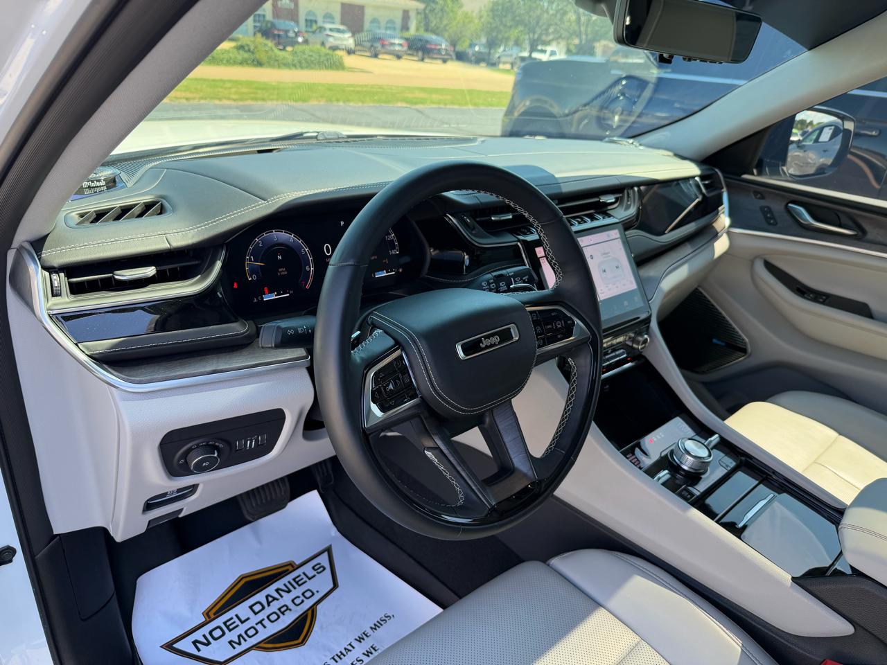 Jeep Grand Cherokee Overland 4WD 2022