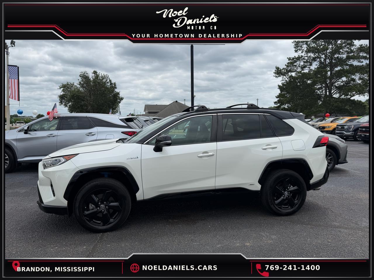 Toyota RAV4 Hybrid XLE AWD 2021