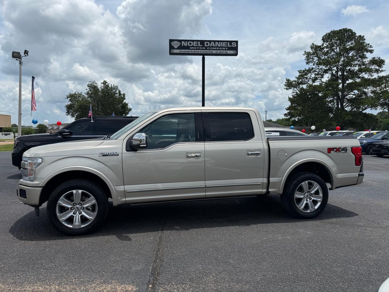 Gold 2018 Ford F-150 Platinum SuperCrew 4WD Pickup Truck Four-Wheel Drive Automatic