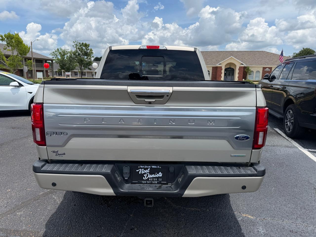 Ford F-150 Platinum SuperCrew 5.5-ft. Bed 4WD 2018