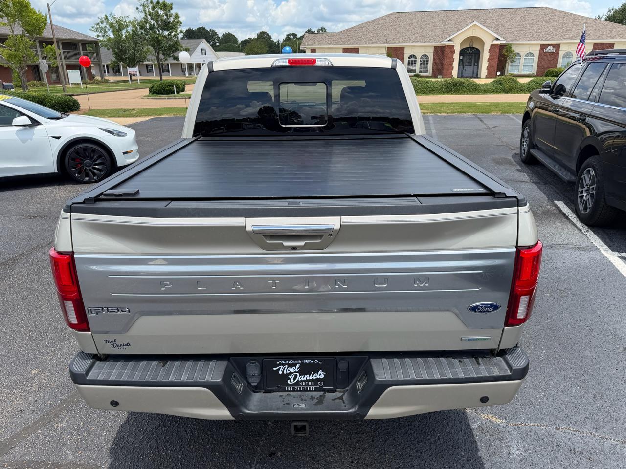 Ford F-150 Platinum SuperCrew 5.5-ft. Bed 4WD 2018