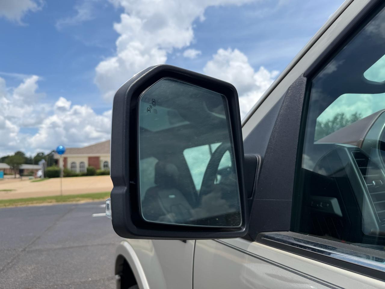 Ford F-150 Platinum SuperCrew 5.5-ft. Bed 4WD 2018