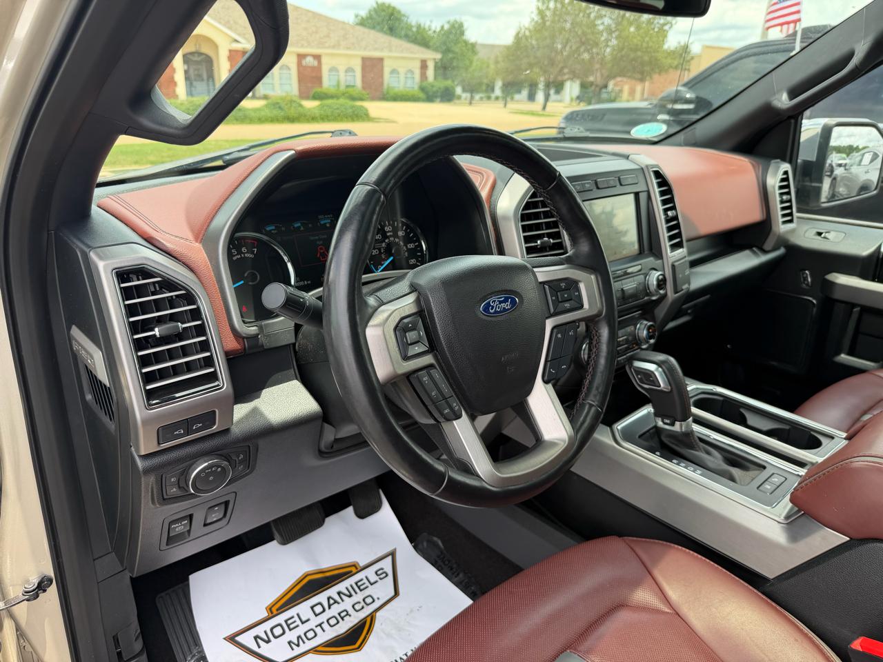 Ford F-150 Platinum SuperCrew 5.5-ft. Bed 4WD 2018