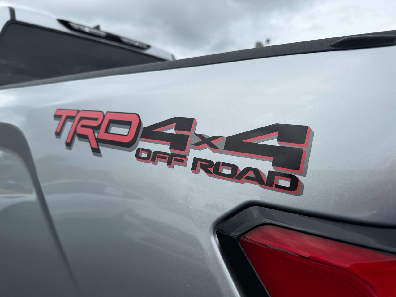 Toyota Tundra SR5 CrewMax 4WD 2023