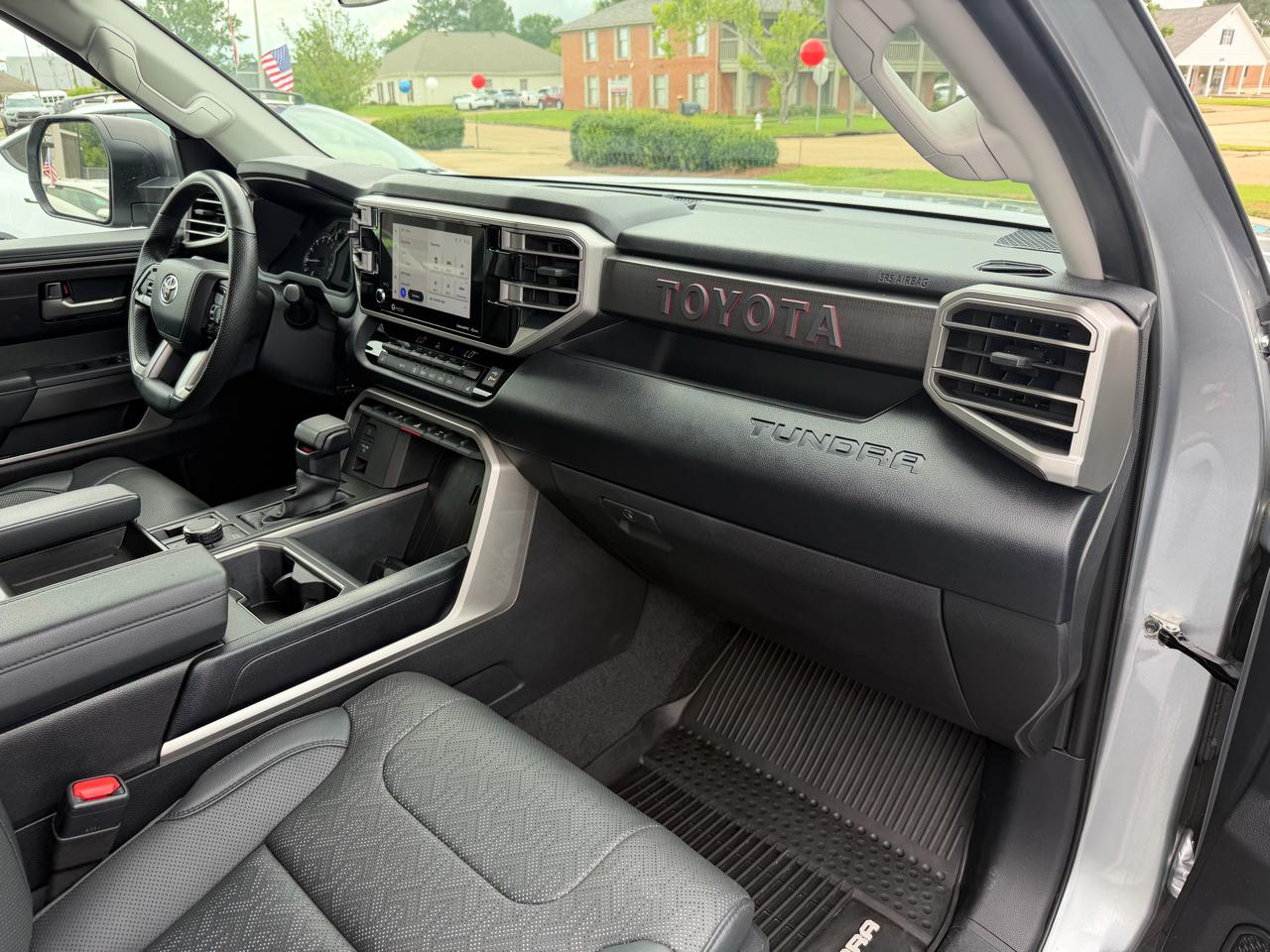 Toyota Tundra SR5 CrewMax 4WD 2023