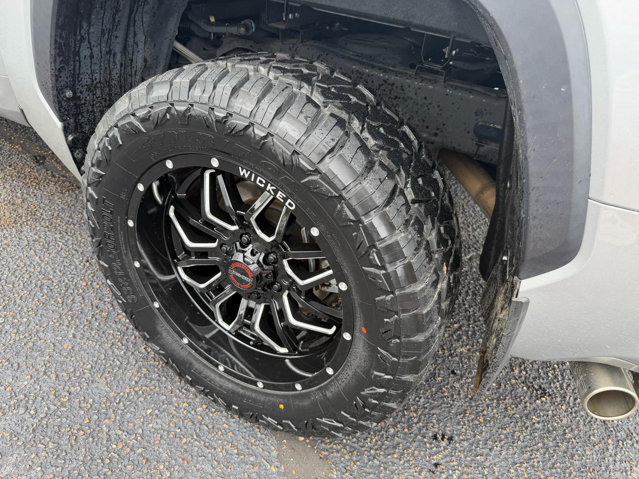 Toyota Tundra SR5 CrewMax 4WD 2023