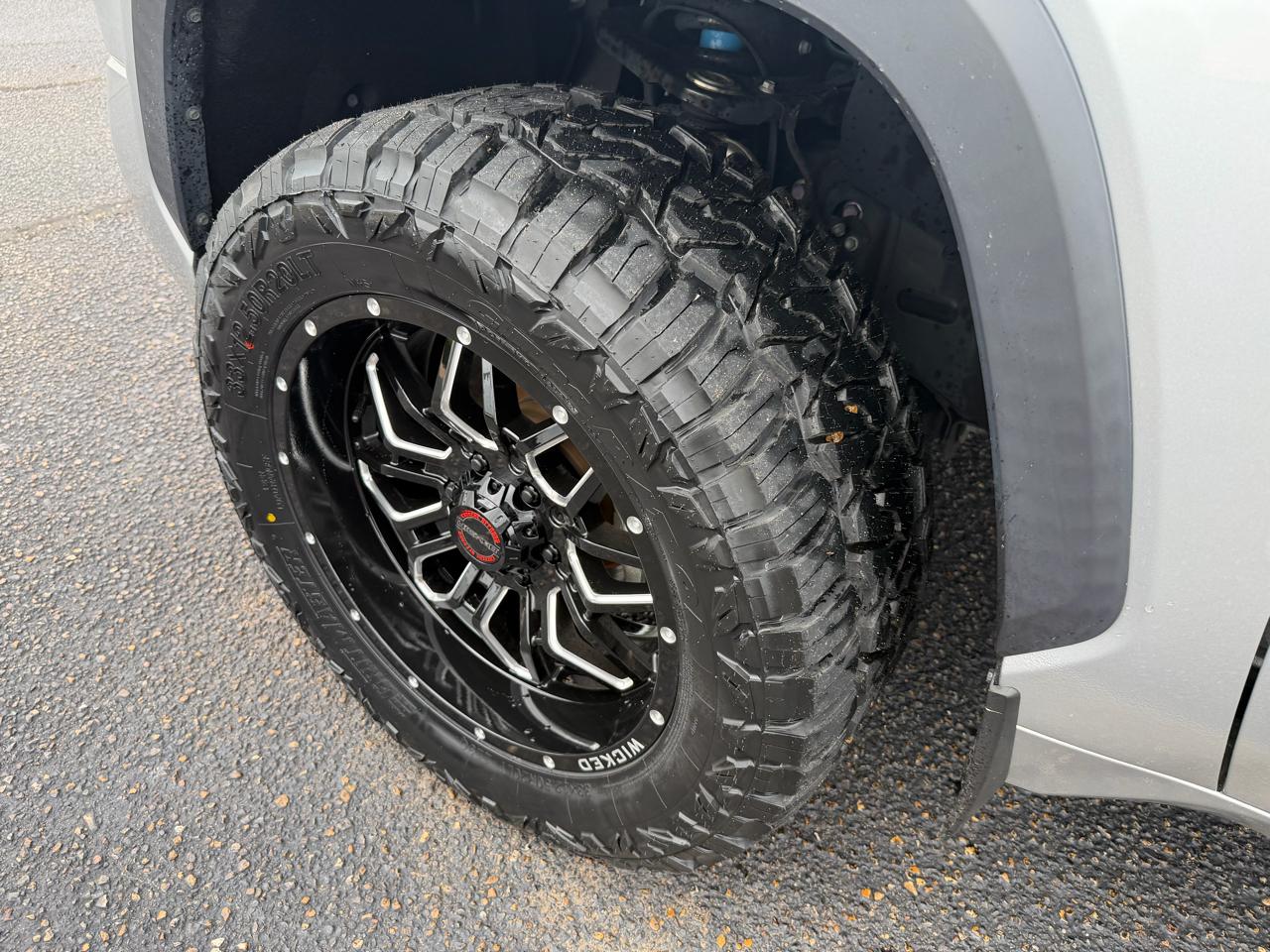 Toyota Tundra SR5 CrewMax 4WD 2023