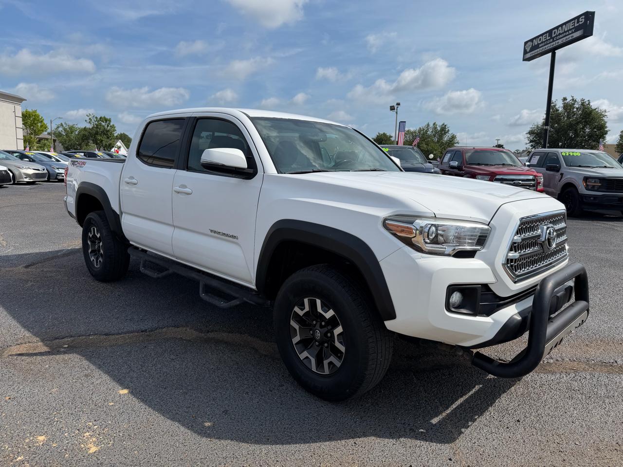 Toyota Tacoma SR5 Double Cab 4WD V6 2016