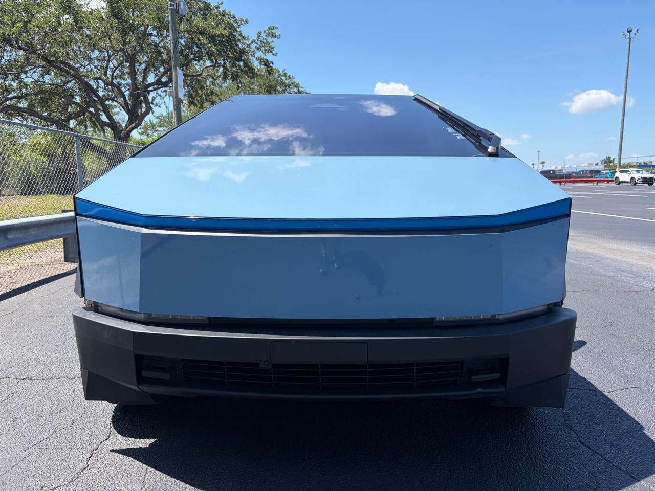 Tesla Cybertruck AWD 2024