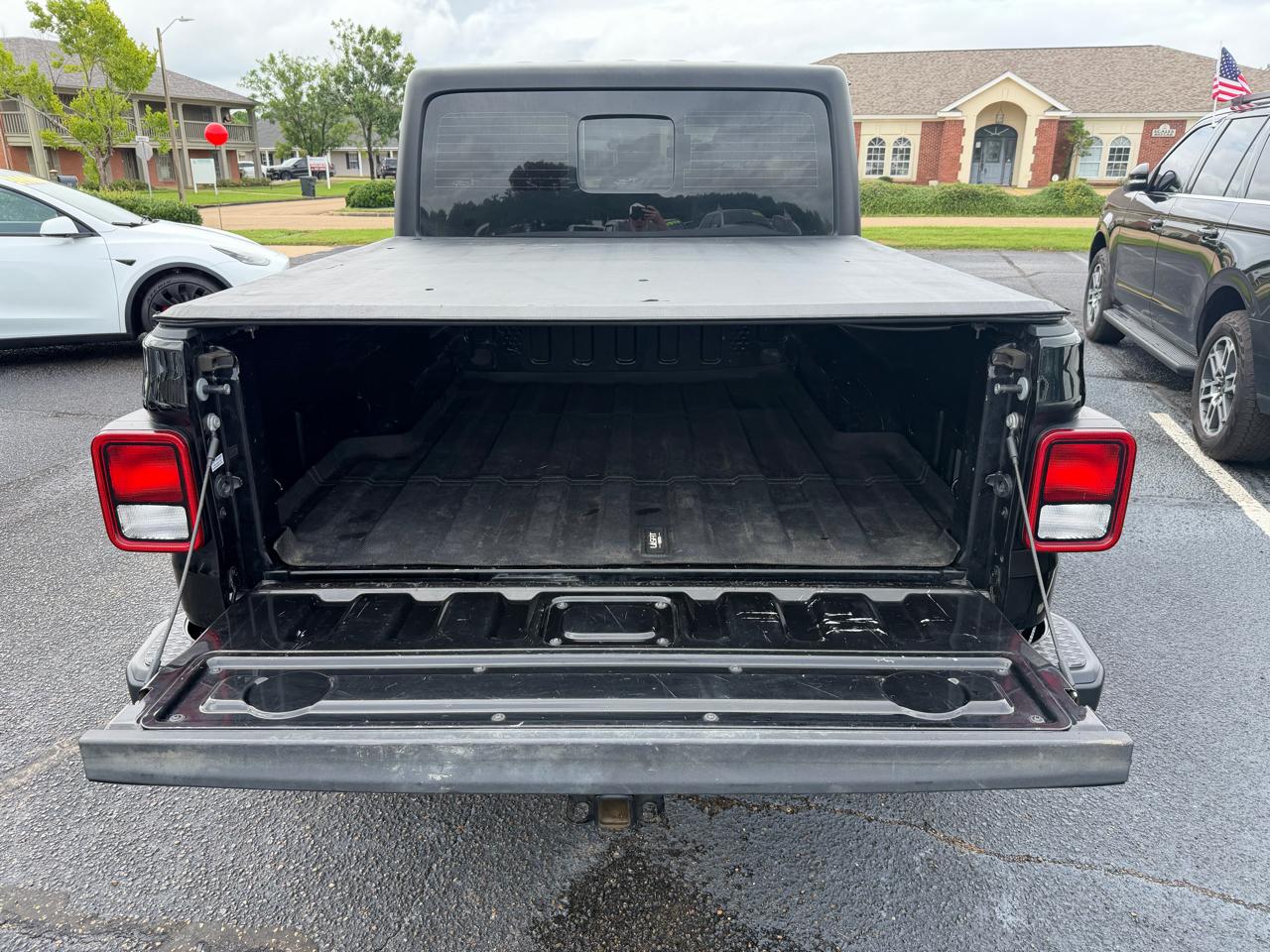 Jeep Gladiator Sport S 2023