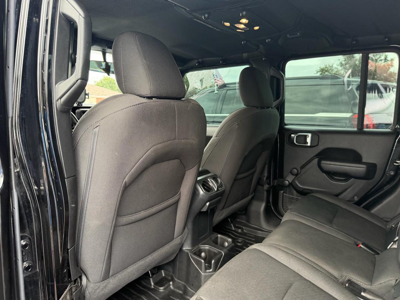 Jeep Gladiator Sport S 2023