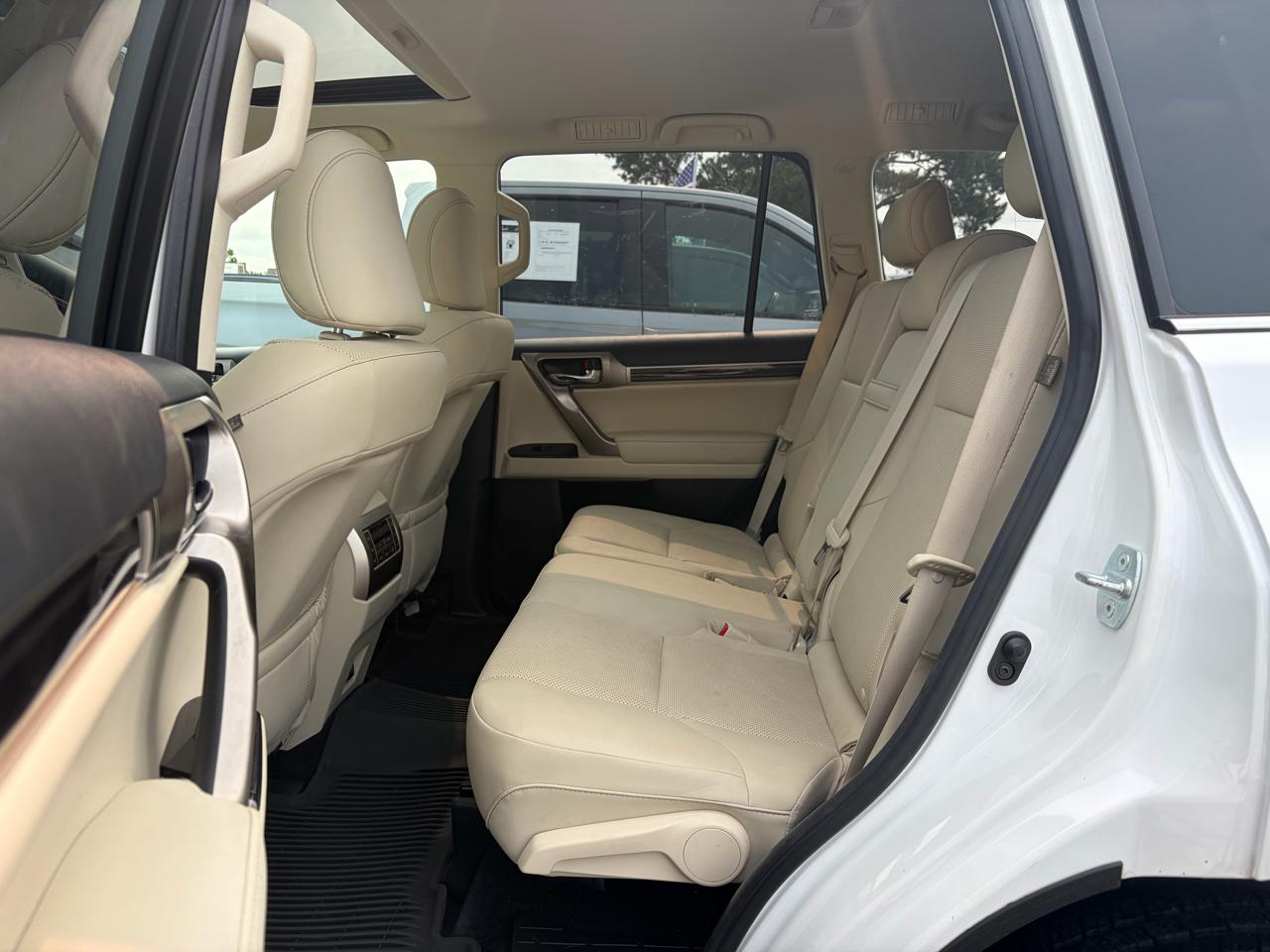 Lexus GX 460 4WD 4dr Premium 2020
