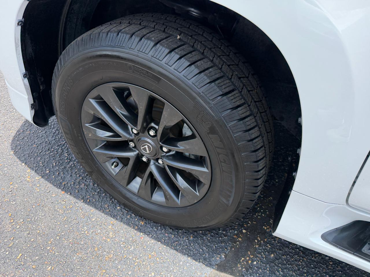 Lexus GX 460 4WD 4dr Premium 2020