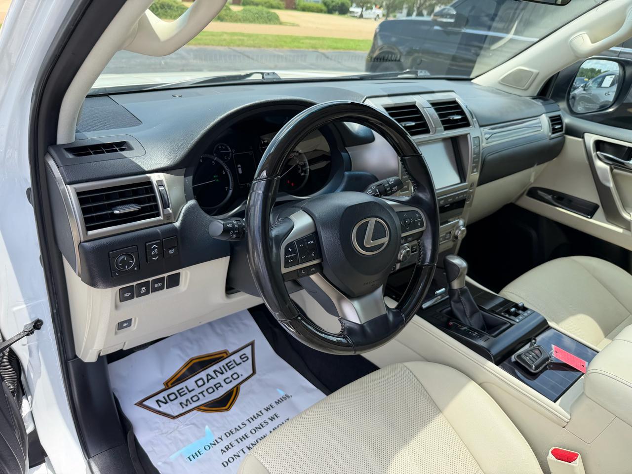 Lexus GX 460 4WD 4dr Premium 2020